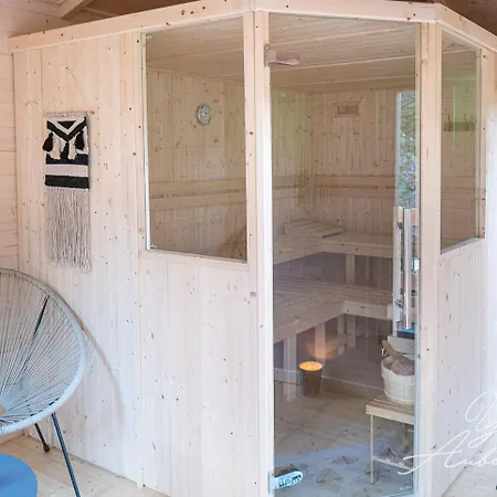 La Zaubette Au Bord De L'eau *