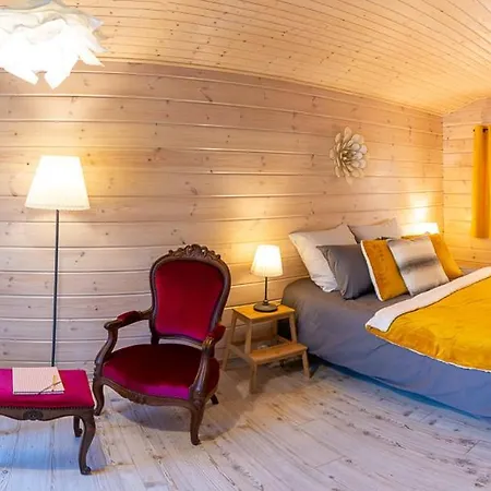 La Zaubette Au Bord De L'eau *