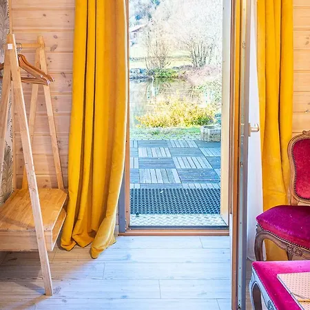 La Zaubette Au Bord De L'eau * Le Ménil