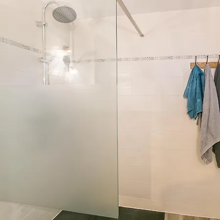 La Zaubette Au Bord De L'eau شاليه Le Ménil