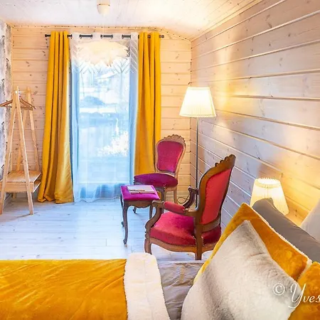 La Zaubette Au Bord De L'eau Le Ménil