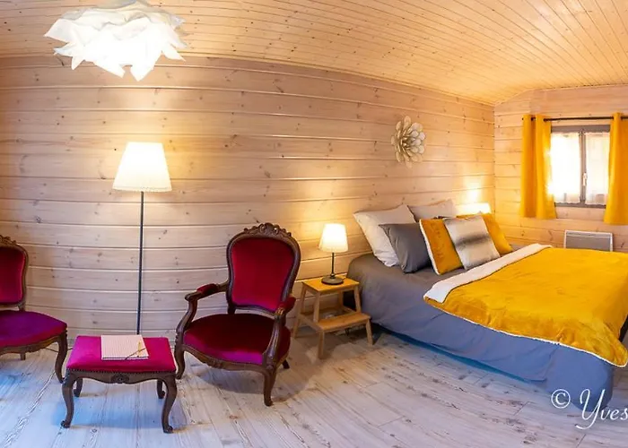 La Zaubette Au Bord De L'eau *