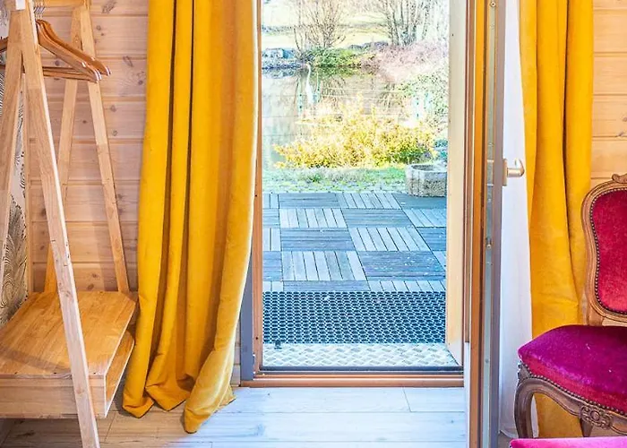 La Zaubette Au Bord De L'eau * Le Ménil