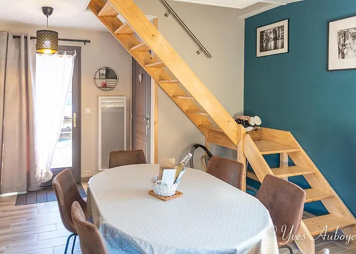 Alpstuga La Zaubette Au Bord De L'eau Le Ménil